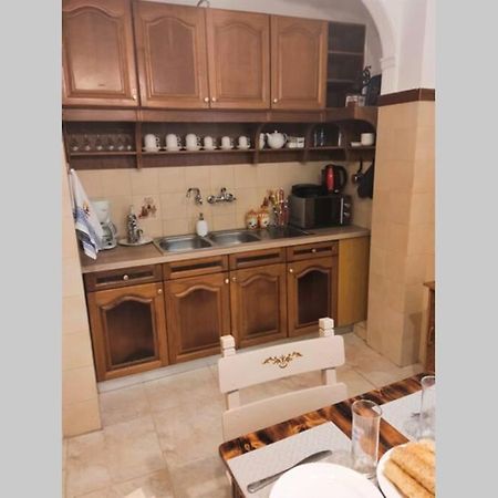 Apartment 95 M2, Center Of Sitia, Wifi, 350M Beach Luaran gambar