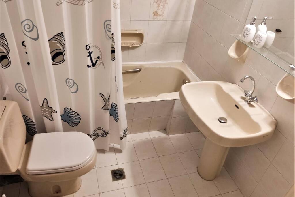 Apartment 95 M2, Center Of Sitia, Wifi, 350M Beach Luaran gambar